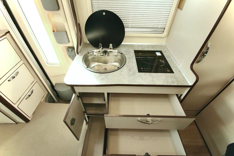 幸運(yùn)四葉草房車，旅行更舒適選擇