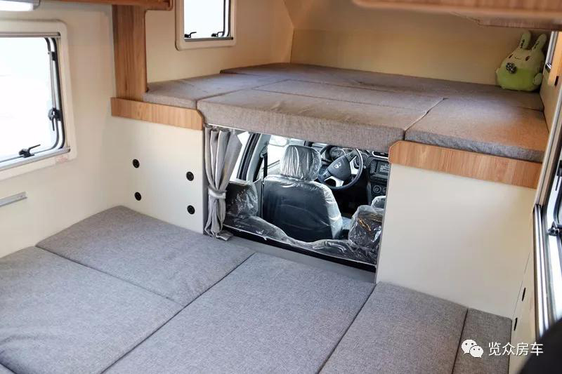 外觀大氣，空間十足的房車