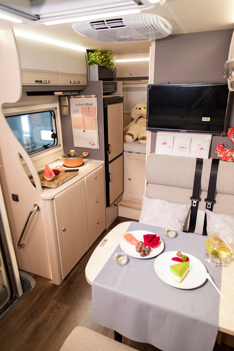 很多人選擇覽眾C7房車,竟然是因為它 很多人選擇覽眾C7房車,竟然是因為它