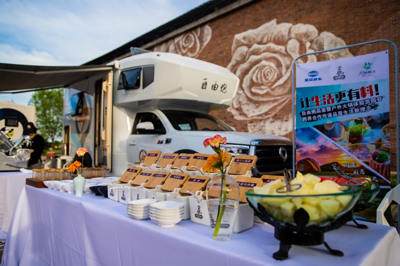 舒適房車生活，你怎么能不羨慕？