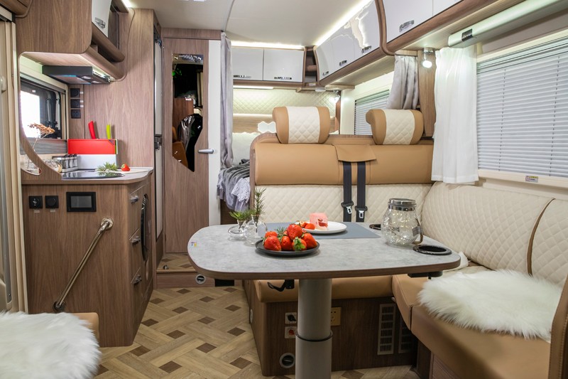 品質(zhì)、安全、舒適、空間，這款房車沒得挑