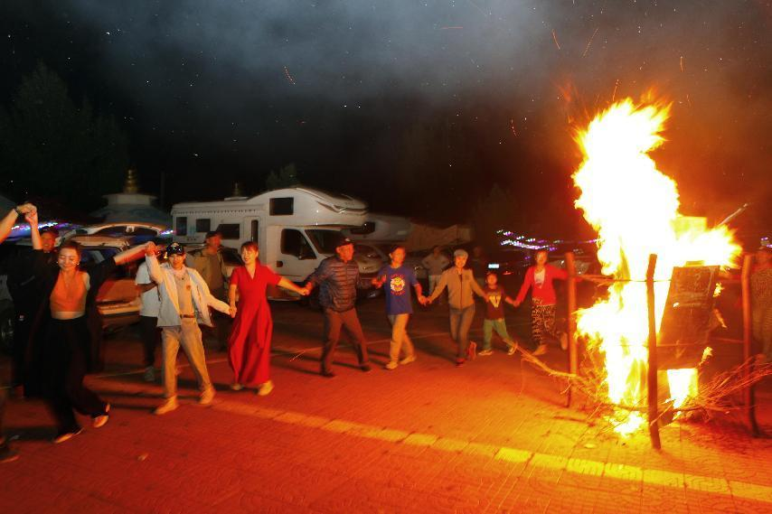 對酒當歌，人生幾何，要盡興就現(xiàn)在！