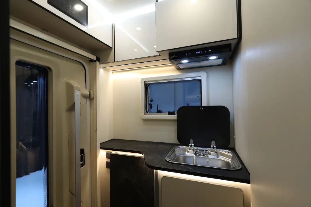 成年人不做選擇題，自由與安穩(wěn)我都要！